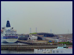 Osanbashi Pier Terminal